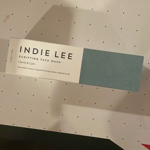 NIB Indie Lee Purifying Face Wash